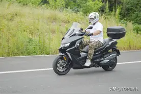 8万多的350踏板什么人会买 听听宝马C400GT车主怎么说图片