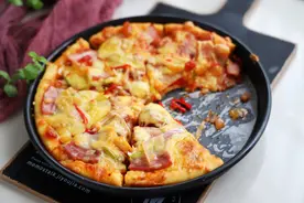 想吃披萨不用外面买，自己在家做，好吃无添加，成本低更健康图片