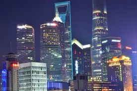 在陆家嘴高楼大厦里上班的都是什么人？图片