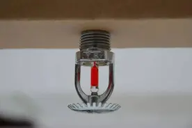 男子住酒店却被索赔近4万！只因他干了这件事......图片