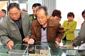 很多刚需都在犯“一个错误”，30年房贷压力比你想的大得多图片