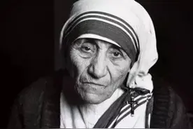 被誉为“贫民圣人”的特蕾莎修女，以慈善为名，有人却说是假的？图片