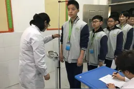 脚趾长说明个头高？娃是不是个“潜力股”，从3个部位能判断一二图片