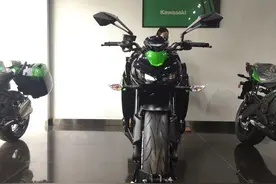 一98年的小伙，提NK650半年，修车技能可以开摩托车修理铺图片