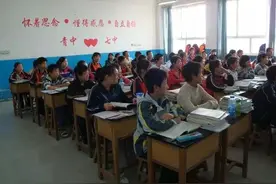 记来邢就读的百名青川学生图片
