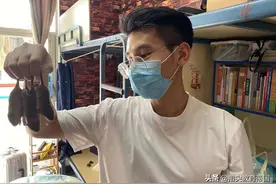 超长假期后，大学生回某南方大学宿舍，开门傻眼了：一片生机图片