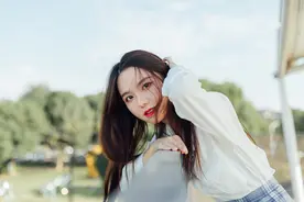 故事：多年后，我与年少暗恋的女孩再相逢，却亲手将她送进了狱中图片