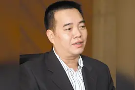 广东省东莞市委原秘书长落马，曾因夫妻二人同任“秘书长”引争议视频封面