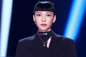 没有梁博能忍，缺乏张碧晨的运气，从顶流沦落到街头，吴莫愁输了图片