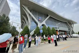 今天，金凤区新冠疫苗“方舱”接种点开舱试运行图片