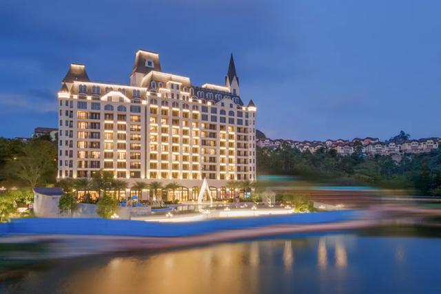 十年:“重识”哈施塔特小镇