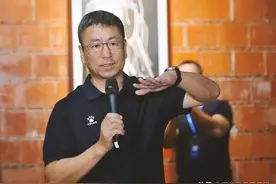 拒绝月赚2000万，白岩松：天之道利而不害，我很快乐图片