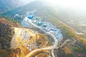 河南驻马店：南北一隧通 东西两路景图片