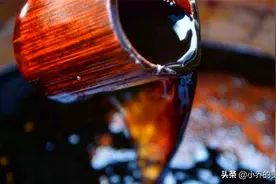 生抽、老抽的诞生，一瓶变两瓶，毁了传统酱油的千年美名图片