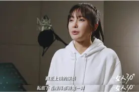 看刘诗诗逛街身材消瘦，肉填不满的最小码紧身裤，谁还敢减肥图片