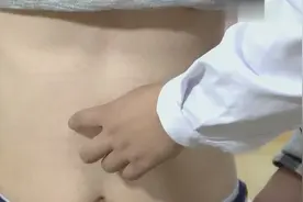 每日一穴位——中脘穴（胃脘痛、腹胀，按此穴）