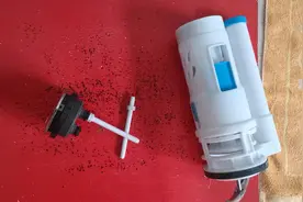 马桶大小冲水按钮怎样正确使用呢？明白以后，能节省很多水费视频封面