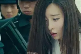 大叔把油罐车开进江里，成为了城市的英雄，坦言活着真好！视频封面