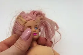 如何制作芭比发型DIY娃娃发型