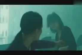 动作大片，韩国漂亮女警单挑强悍女杀手，格斗凶狠，枪战火爆！视频封面