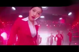 鹿晗女友关晓彤最想删除的性感空姐舞最全版，哈哈哈笑翻了！视频封面