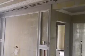 荷花石膏线和背景墙太阳线效果不错，业主很满意。视频封面