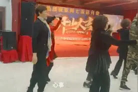 杭州九堡有个高个美女跳舞太美了视频封面