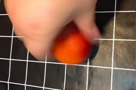 原来这才是水蜜桃的正确吃法，冰冰凉凉的，比吃雪糕还要过瘾！