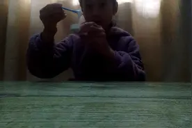 用洗衣粉可以让胶水成型？老贝壳亲自做实验，结局太惊喜！！！