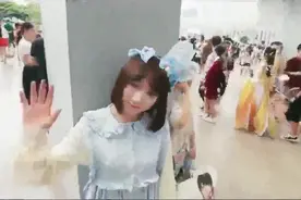 漫展各个都是美女，快来看看哪一个是你心仪的，全程高能视频封面