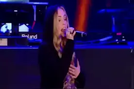 播放量十几个亿，神曲《Faded》原唱版现场。