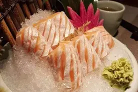 三文鱼割板检测出阳性，三文鱼等海鲜还能吃吗？