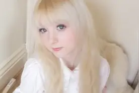 世界上最白的女孩，甚至连血管清晰可见，被千万粉丝视为女神视频封面