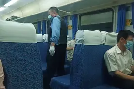 从岢岚8820到宁武4615太原的客车，人流量极少，防护措施很好