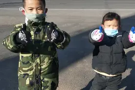 步行挑战！2.2公里步行用时42分钟，孩子边走边玩，勇气可嘉！视频封面