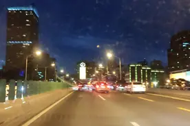 北京三环夜间开车介绍三元桥和首都机场高速出口之四视频封面