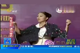 世界上最耐电的人，女子通电点亮灯泡吓住电工，来个专家解释下视频封面