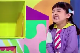 玩恐怖箱的日本小女孩视频封面