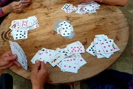 农村扑克有一种打法叫打拖拉机，有听过吗？你是不是一面懵