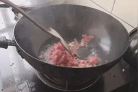 煮熟的玉米棒剩下了，要这样做有多少孩子吃多少！简单好做