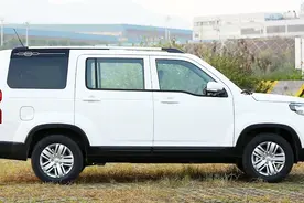 又一家用好车！7座布局，4.99万起售还有优惠，还买什么五菱宏光视频封面