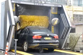 洗1次只要10块钱的自助洗车机，会不会伤车漆？别怪我不告诉你视频封面