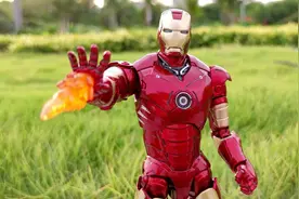 中动 MK3，年轻人第一款钢铁侠玩具？超清体验，爱不释手