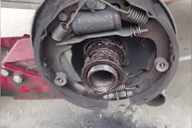 老师傅都不教的更换三轮车全浮后桥轴承方法