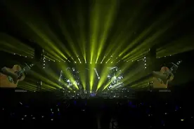 当你迷茫时失落难过时，听听这首给你带来能量的歌曲吧