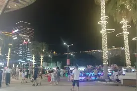 两个单身狗在南宁航洋国际流浪，聊天聊到商场都关门了，厉害