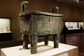 国家博物馆镇馆之宝:后母戊鼎，太震撼了！曾经差点被大卸八块！