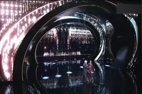 金马奖涂门开场白两岸一家亲，惠英紅学刘德华介绍自己视频封面