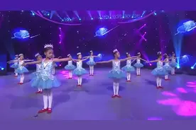 儿童歌曲的《快乐小猪》，好听极了，沁人心脾