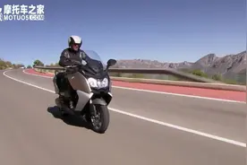 实拍BMW C 650 GT跑山，这款双缸踏板车售价13万多，摩旅利器